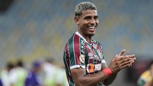 John Kennedy, atacante do Fluminense, recebe 'salve' inesperado