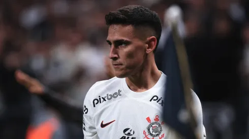 Matías Rojas em ação pelo Corinthians. Ettore Chiereguini/AGIF
