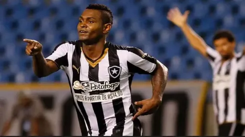 Foto: Vitor Silva/SS Press – Jobson quando atuava pelo Botafogo
