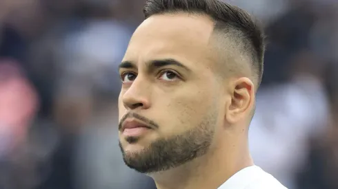 Foto: Marcello Zambrana/AGIF - Maycon atuando em partida pelo Corinthians no Campeonato Brasileiro