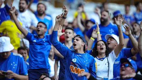 Torcida do Cruzeiro durante partida contra Botafogo no estádio Mineirão pelo campeonato Brasileiro A 2023. Foto: Gilson Lobo/AGIF