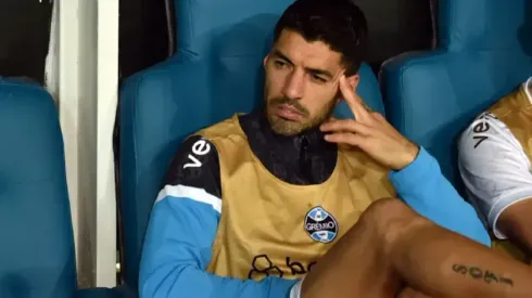 Luis Suárez em jogo pelo Grêmio – Foto: Walmir Cirne/AGIF
