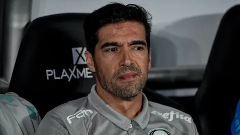 Abel Ferreira, técnico do Palmeiras, durante partida da sua equipe. Foto: Thiago Ribeiro/AGIF
