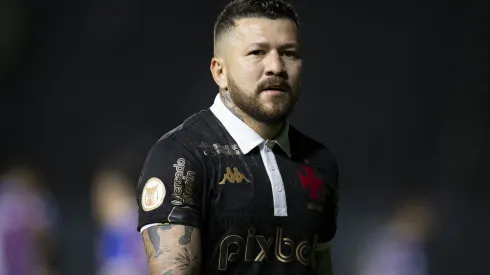 Rossi vinha fazendo grandes atuações pelo Vasco Foto: Jorge Rodrigues/AGIF