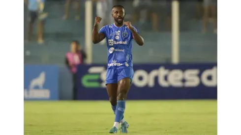 Bruno Alves em jogo pelo Paysandu. Foto: Fernando Torres/AGIF