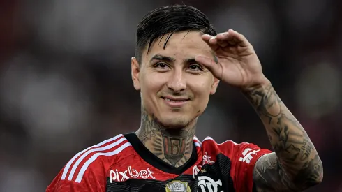 RJ – RIO DE JANEIRO – 26/08/2023 – BRASILEIRO A 2023, FLAMENGO X INTERNACIONAL – Erick Pulgar jogador do Flamengo durante partida contra o Internacional no estadio Maracana pelo campeonato Brasileiro A 2023. Foto: Thiago Ribeiro/AGIF
