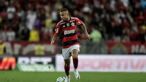 Everton Cebolinha tem atuado bem pelo Flamengo. Foto: Thiago Ribeiro/AGIF
