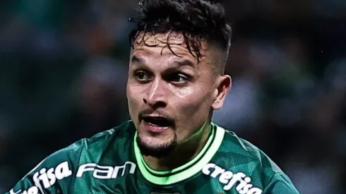 Torcida do Palmeiras sugere troca de Artur por Claudinho. Foto: Fabio Giannelli/AGIF
