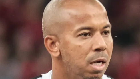 Mariano tem futuro definido no Galo. Foto: Robson Mafra/AGIF
