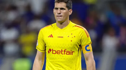 Rafael Cabral, goleiro do Cruzeiro, durante partida da sua equipe – Foto: Gilson Lobo/AGIF
