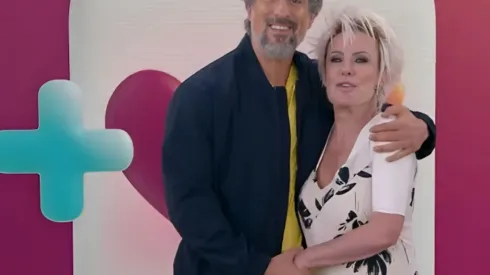 Ana Maria Braga e Marcos Mion abraçados durante o Mais Você – Foto: Reprodução/TV Globo
