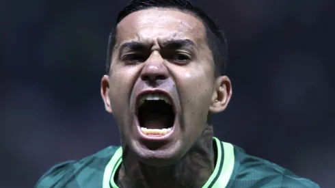 Foto: Marcello Zambrana/AGIF – Dudu em partida do Palmeiras no Campeonato Brasileiro de 2023
