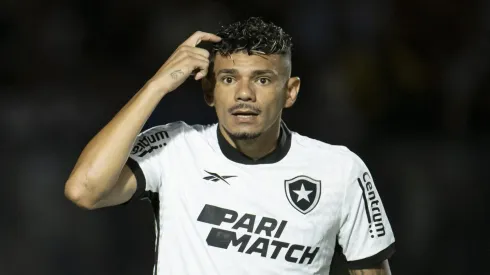 Tiquinho Soares jogador do Botafogo durante partida contra o Vasco no estadio Sao Januario pelo campeonato Brasileiro A 2023. Jorge Rodrigues/AGIF
