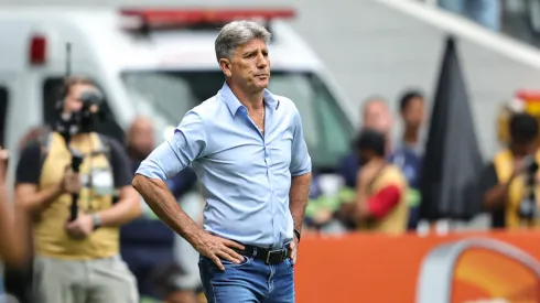 Sem vencer há duas rodadas, Renato Gaúcho deve fazer alterações na equipe do Grêmio. Foto: Gilson Lobo/AGIF
