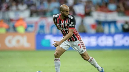 O principal objetivo da diretoria é continuar com Lucas para a temporada de 2024. Foto: Jhony Pinho/AGIF