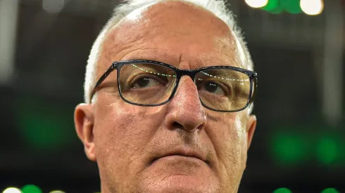 Dorival Junior, técnico do São Paulo, durante partida contra o Fluminense no estadio Maracana pelo campeonato Brasileiro A 2023. Foto: Thiago Ribeiro/AGIF
