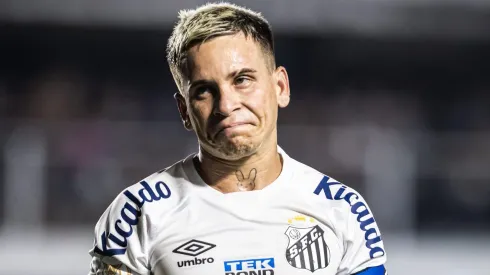 Soteldo sofre com o Vasco após Santos ser rebaixado para a Série B – Foto: Abner Dourado/AGIF
