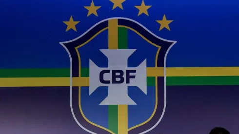 Escudo da CBF
Foto: Thiago Ribeiro/AGIF
