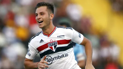 Jogador está e recuperado de uma lesão no joelho. Foto: Thiago Calil/AGIF