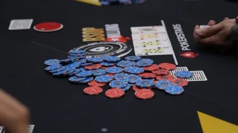 Com cada "stack" as ações no poker são diferentes
