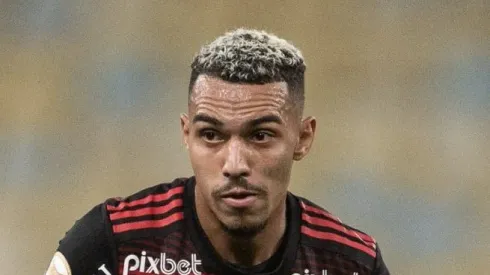 Matheuzinho, em ação pelo Flamengo – Matheuzinho, jogador do Flamengo -Foto: Thiago Ribeiro/AGIF 
