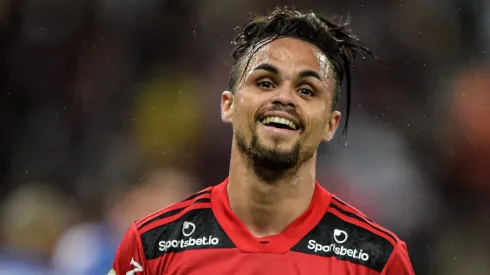 Michael vem sendo constantemente especulado no Corinthians, mas a gestão intensificou a negociação
