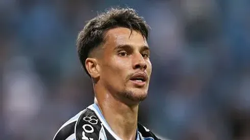Foto: Pedro H. Tesch/Getty Images - Ferreira em partida do Grêmio pelo Campeonato Brasileiro