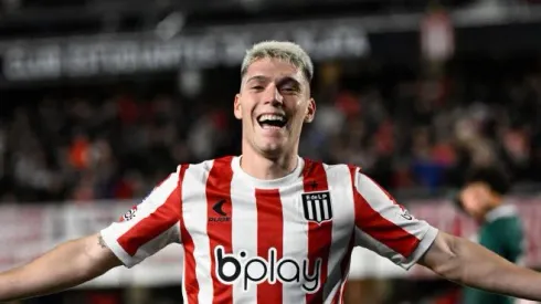 Foto: Guetty Imagens - Agente de Rollheiser comunica o Corinthians