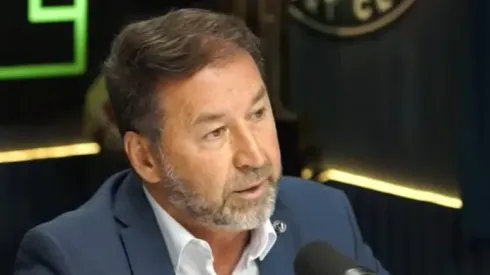 Augusto Melo vem trabalhando para reforçar o elenco, mas dívidas podem dificultar a situação