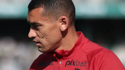 Goleiro Santos, atuando pelo Flamengo – Foto: Robson Mafra/AGIF
