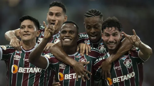 Jogadores do Fluminense comemoram gol durante partida contra o Gremio no estadio Maracana pelo campeonato Brasileiro A 2023. Foto: Jorge Rodrigues/AGIF
