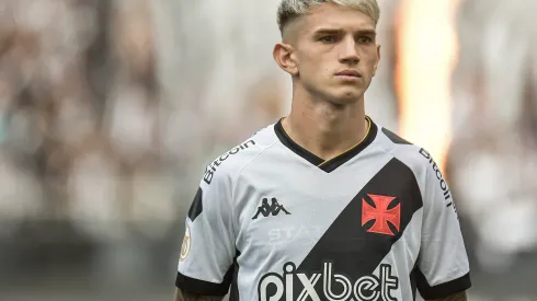 Orellano não se adaptou ao futebol brasileiro
Foto: Thiago Ribeiro/AGIF