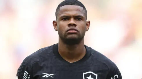 Foto: Vitor Silva/Botafogo - Júnior Santos, atacante do Botafogo