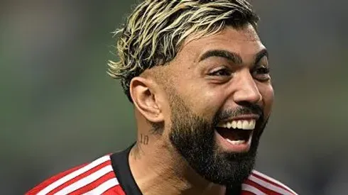 Foto: Pedro Vilela/Getty Images – Gabigol em partida pelo Flamengo no Campeonato Brasileiro de 2023
