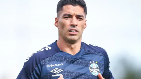 Foto: Lucas Uebel/Grêmio FBPA – Suárez pelo Grêmio em treinamento no ano de 2023
