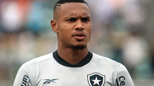 Foto: Vítor Silva/Botafogo - Ex-Santos, John vive drama no Botafogo