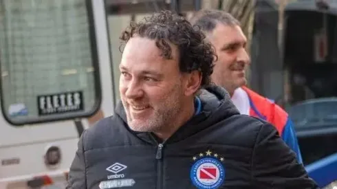 Foto: Instagram/@aaajoficial - Treinador argentino é cotado no Corinthians