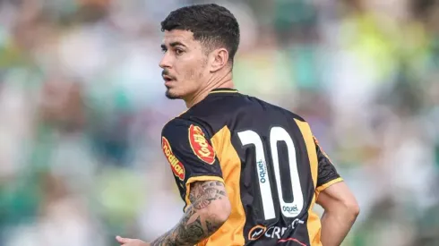 Foto: Pedro Zacchi/AGIF – Rômulo em partida pelo Novorizontino
