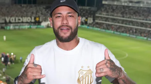 Meio-campista causa alvoroço na torcida do Santos por conta de Neymar. Foto: Divulgação Santos Futebol Clube/ @SantosFC
