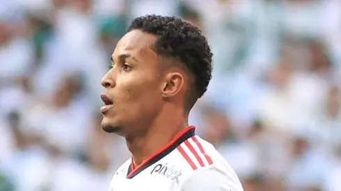 Lázaro, meia-atacante do Palmeiras
Foto: Marcello Zambrana/AGIF