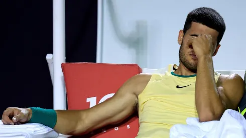 Alcaraz ficou de fora do Rio Open com menos de 20 minutos na sua estreia diante do brasileiro Thiago Monteiro (Foto: Buda Mendes/Getty Images,)