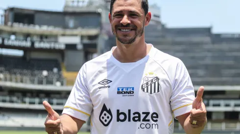 Foto: Reinaldo Campos/AGIF - Giuliano retorna após lesão