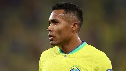 Foto: Julian Finney/Getty Images – Alex Sandro pela Seleção Brasileira na Copa do Mundo de 2022
