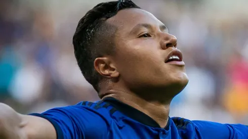 Marlon jogador do Cruzeiro comemora seu gol durante partida contra o Patrocinense no estadio Mineirao pelo campeonato Mineiro 2024. Foto: Fernando Moreno/AGIF
