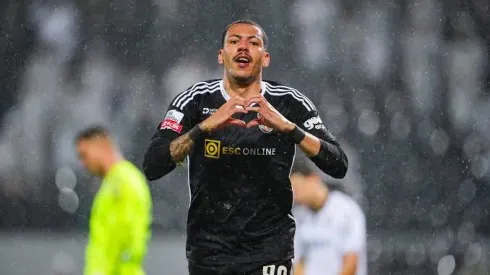 Clayton Silva chega ao Vasco. Foto: Twitter/Pedrosa