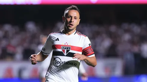 Rafinha durante a partida do São Paulo contra a LDU. Defensor quase não atuou em 2024