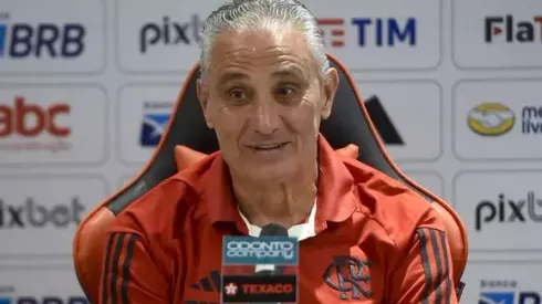 Tite, treinador do Flamengo, concedendo entrevista coletiva, em 2023. Foto: Marcelo Cortes/CRF
