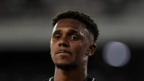 Jeffinho durante partida contra o Portuguesa Rio no estadio Engenhao pelo campeonato Carioca 2024.