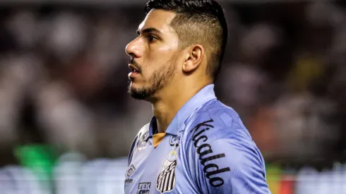 Foto: Reinaldo Campos/AGIF - João Paulo é alvo de clube da Europa e Santos já se precavê no mercad