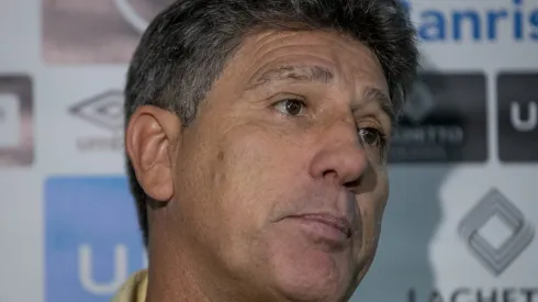 Renato Gaúcho elogia Flamengo mas volta a alfinetar finanças